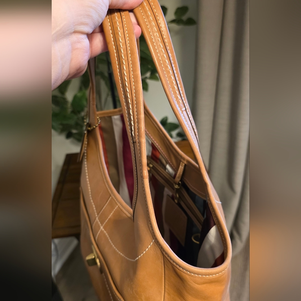 SOLD - - - - Coach Vintage Legacy Ergo XL Burnished Leather Tote Shoulder Bag - Picture 9 of 12